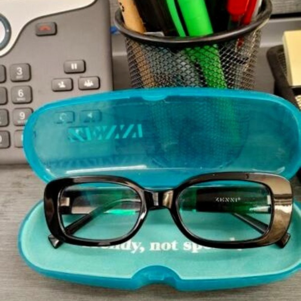 Zenni Optical Men Black Rectangle Glasses - +2.25 Excellent Condition